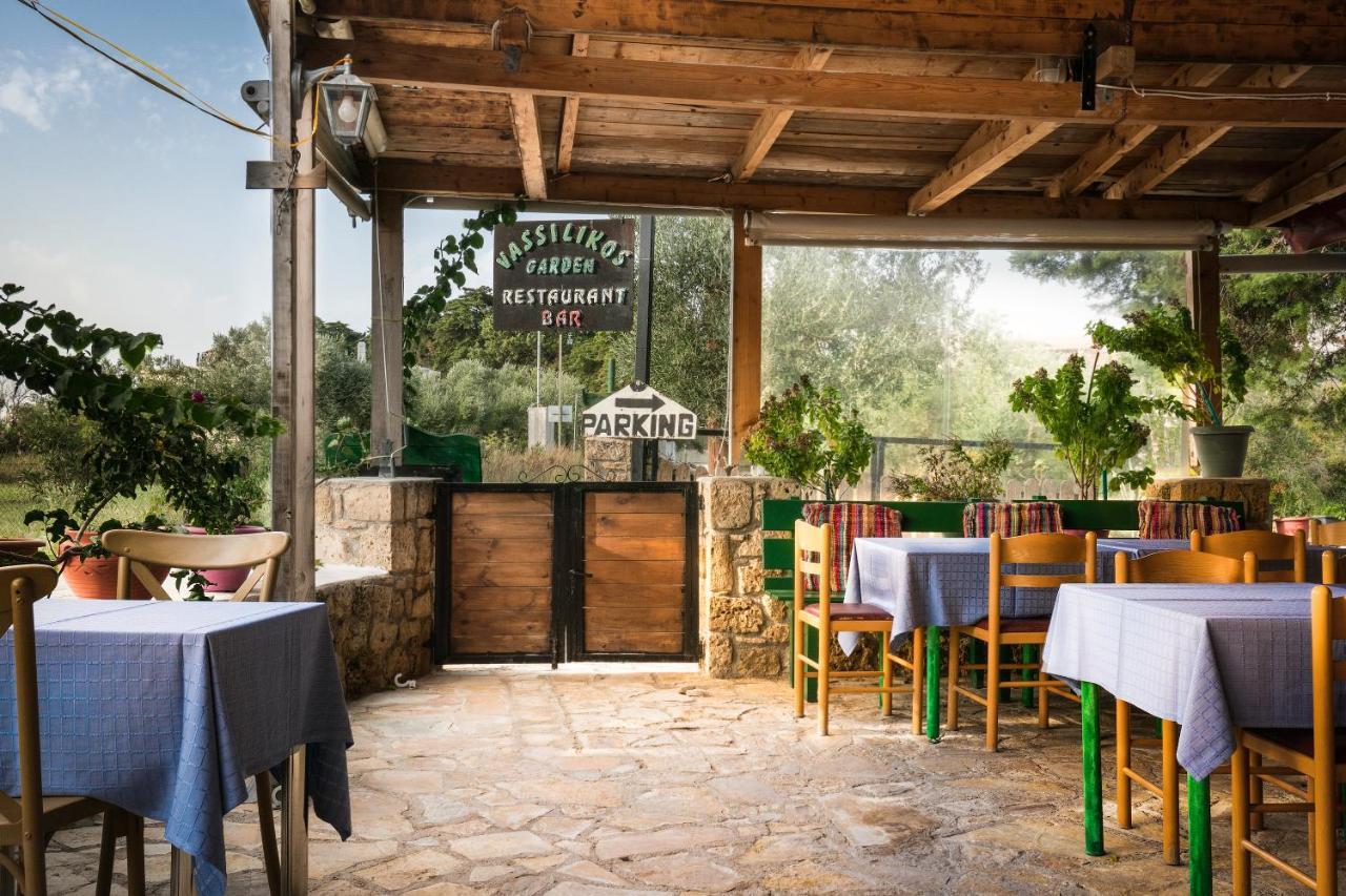 Vasilikos Garden Suites Esterno foto