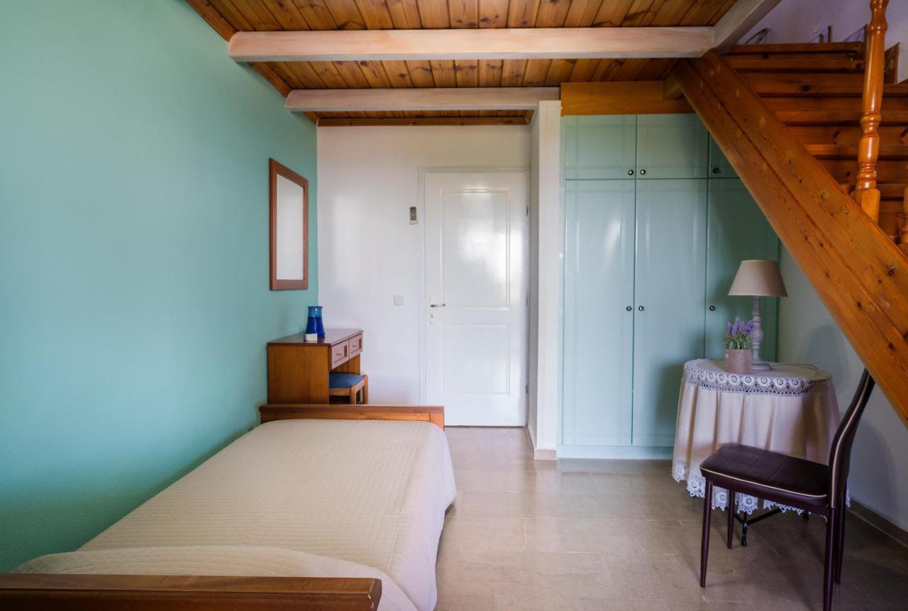 Vasilikos Garden Suites Esterno foto